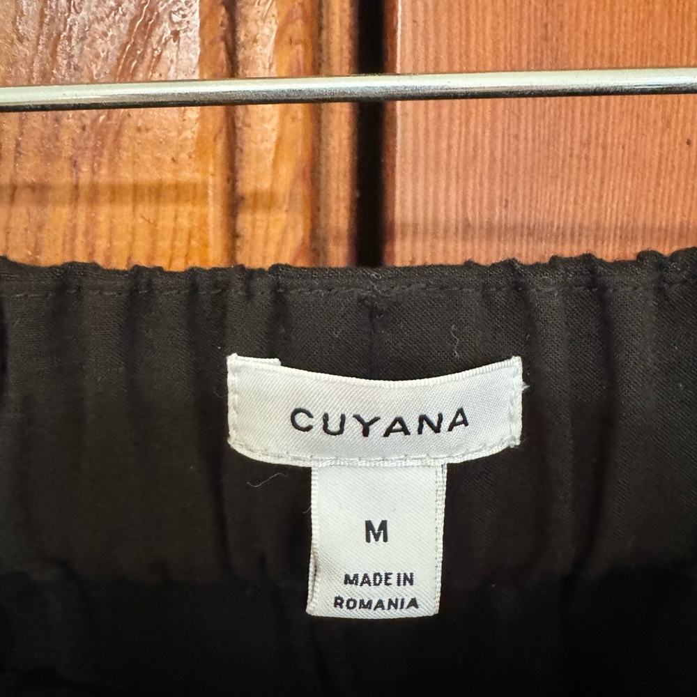 Cuyana Women’s pants - Picture 2 of 4